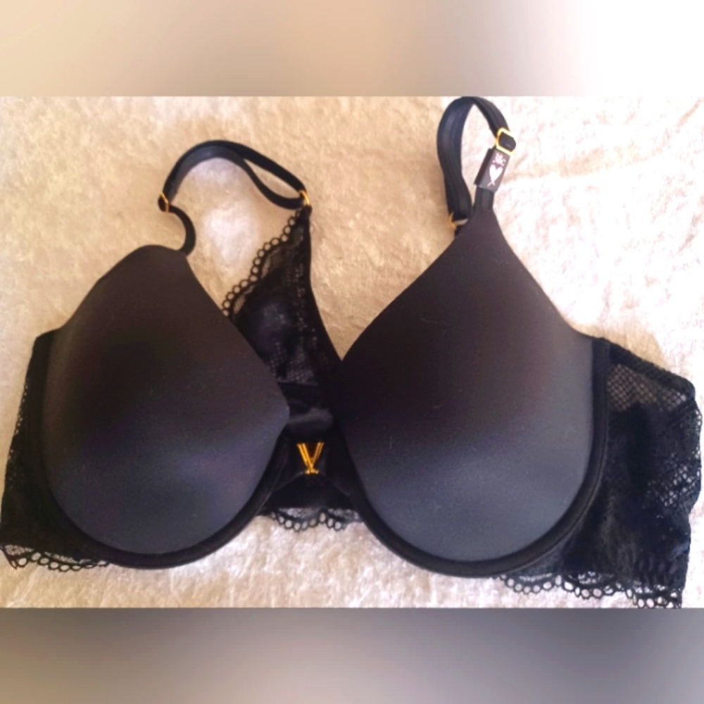 Victoria Secret bra